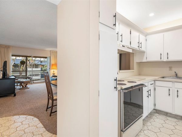 3150 Holiday Springs Boulevard, Unit 308, Margate, FL 33063