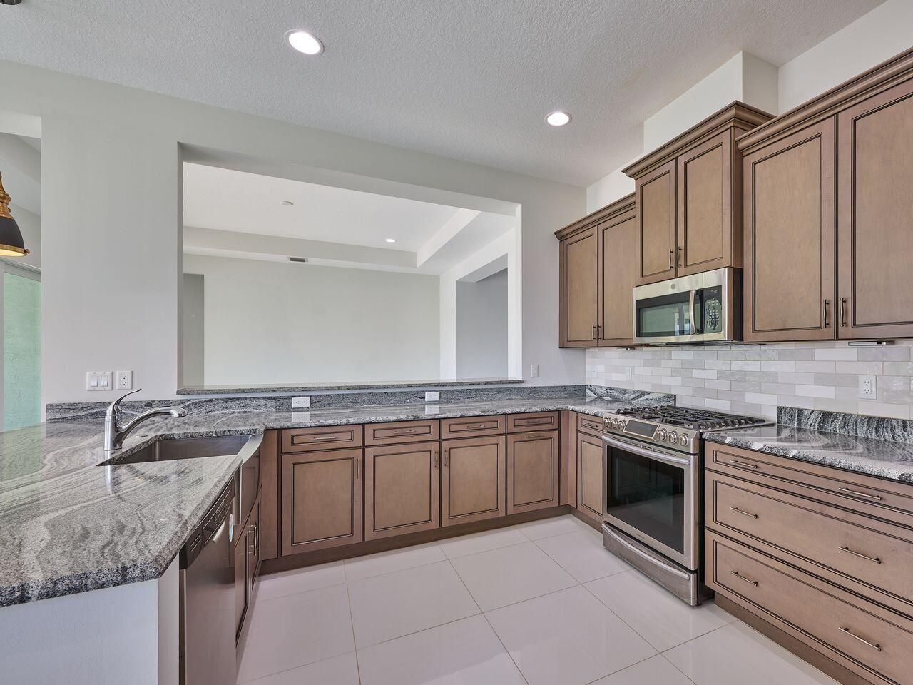 15966 Whippoorwill Circle, Loxahatchee, FL 33470 Photo