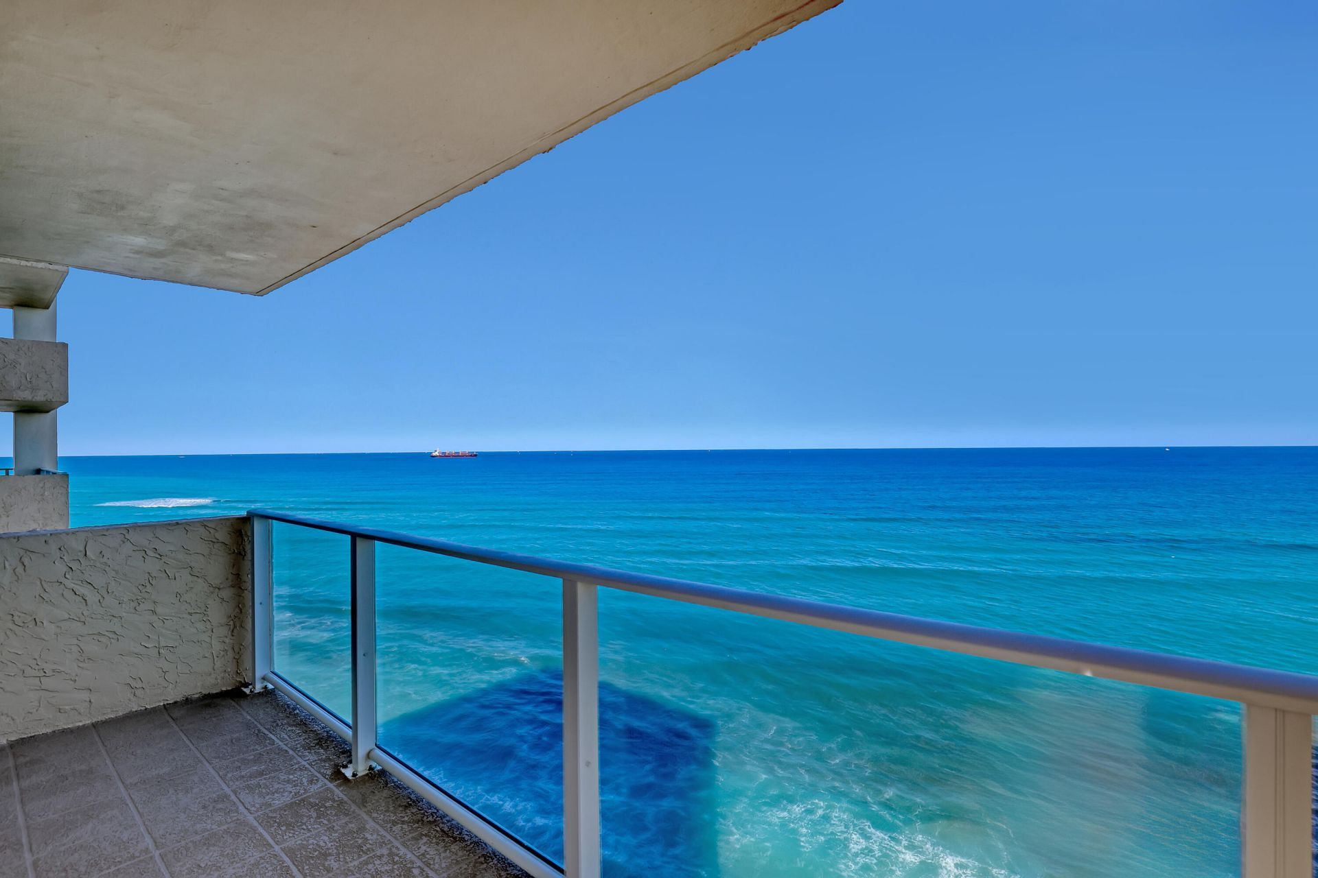 5440 N Ocean Drive, Unit 807, Riviera Beach, FL 33404 Photo