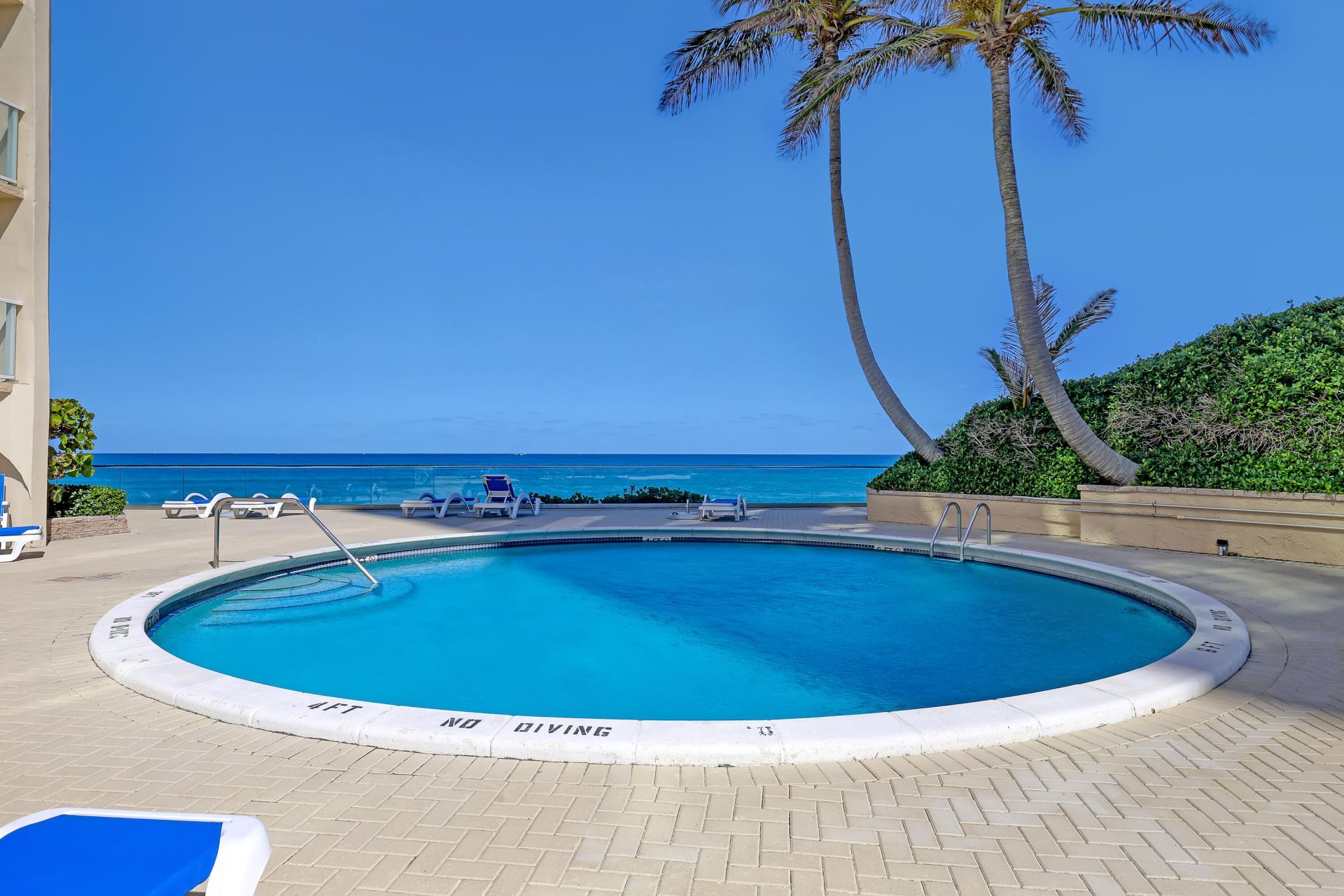 5440 N Ocean Drive, Unit 807, Riviera Beach, FL 33404 Photo