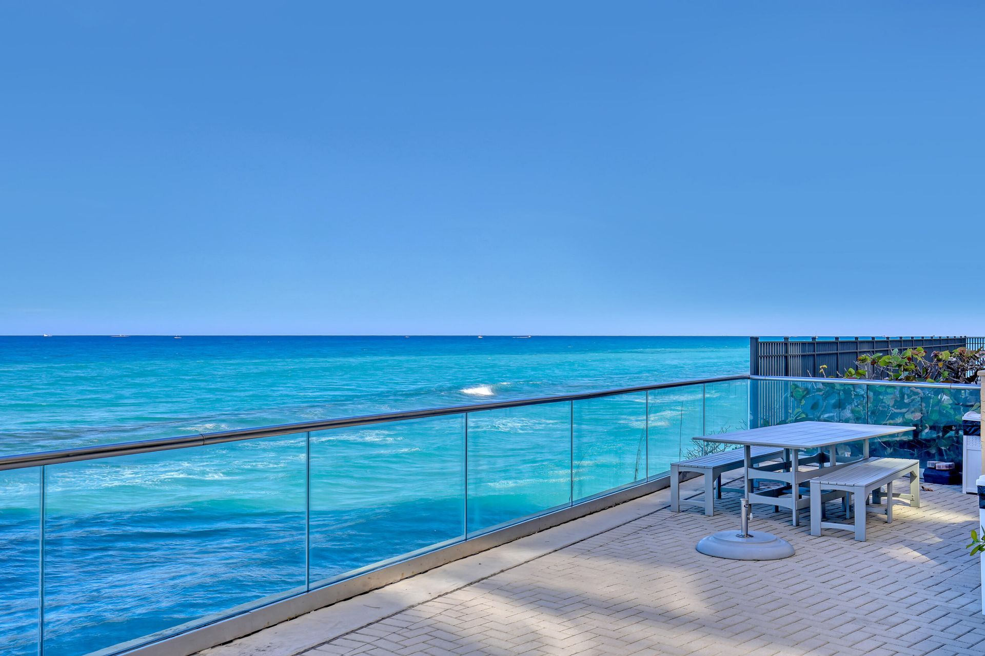 5440 N Ocean Drive, Unit 807, Riviera Beach, FL 33404 Photo