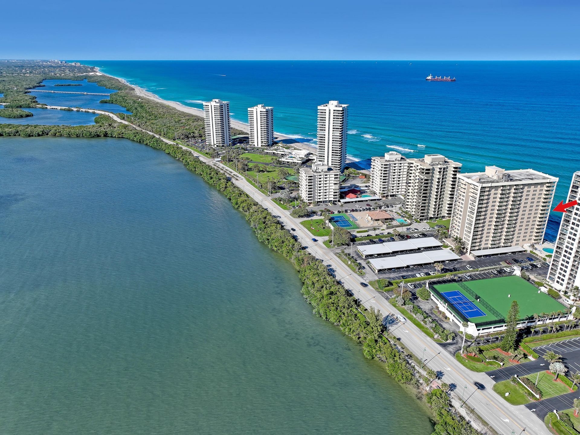 5440 N Ocean Drive, Unit 807, Riviera Beach, FL 33404 Photo