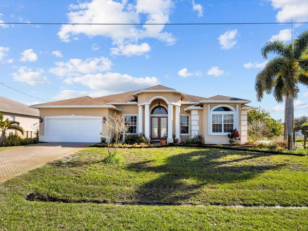 111 SW Ladybug Drive, Port St. Lucie, FL 34953