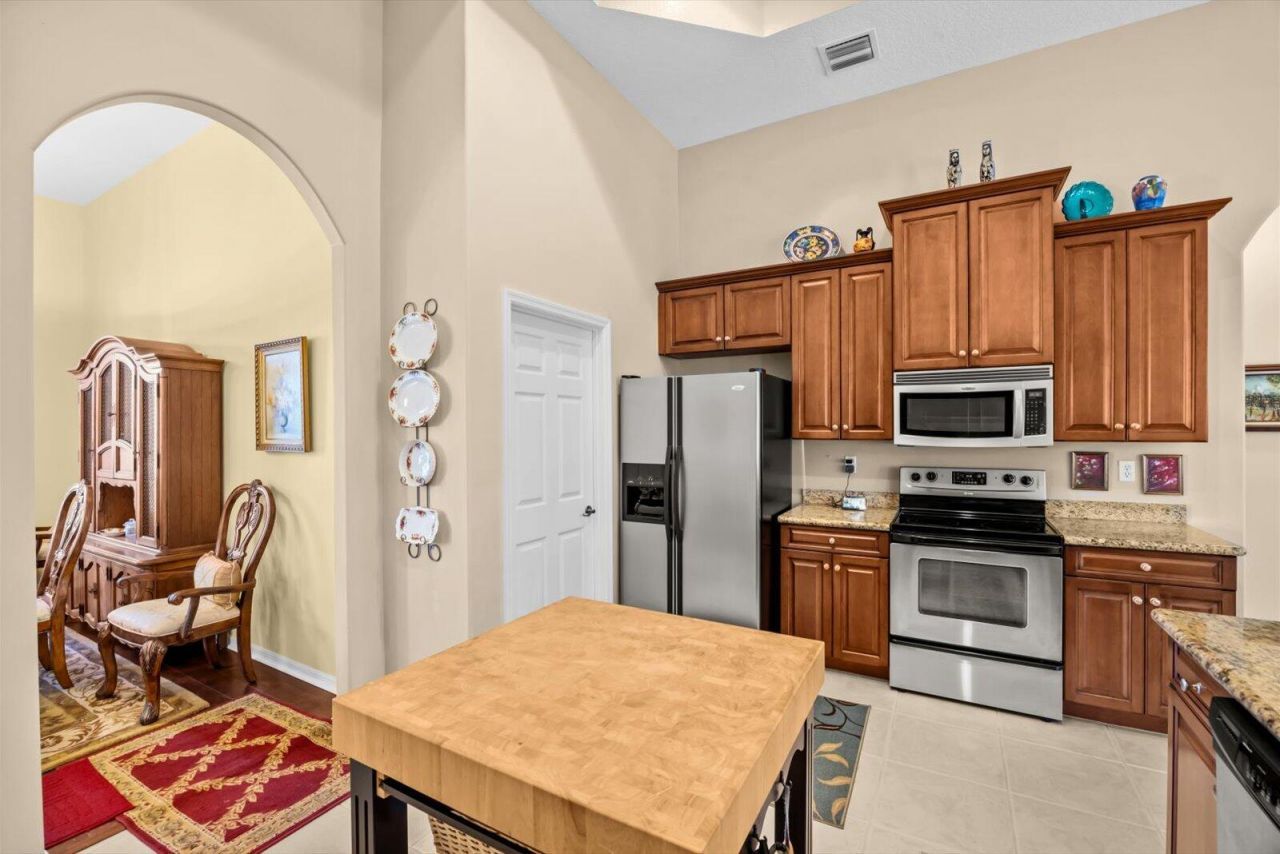 111 SW Ladybug Drive, Port Saint Lucie, FL 34953 Photo