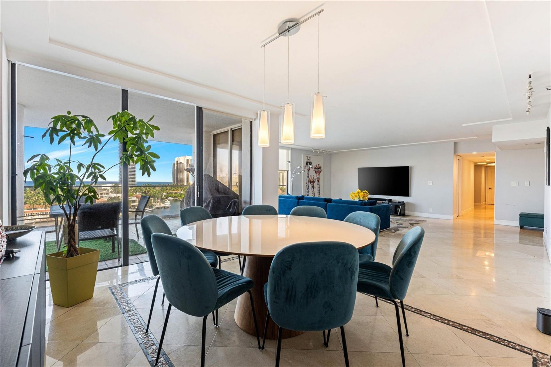 19707 Turnberry Way, Unit 9J, Aventura, FL 33180 Photo