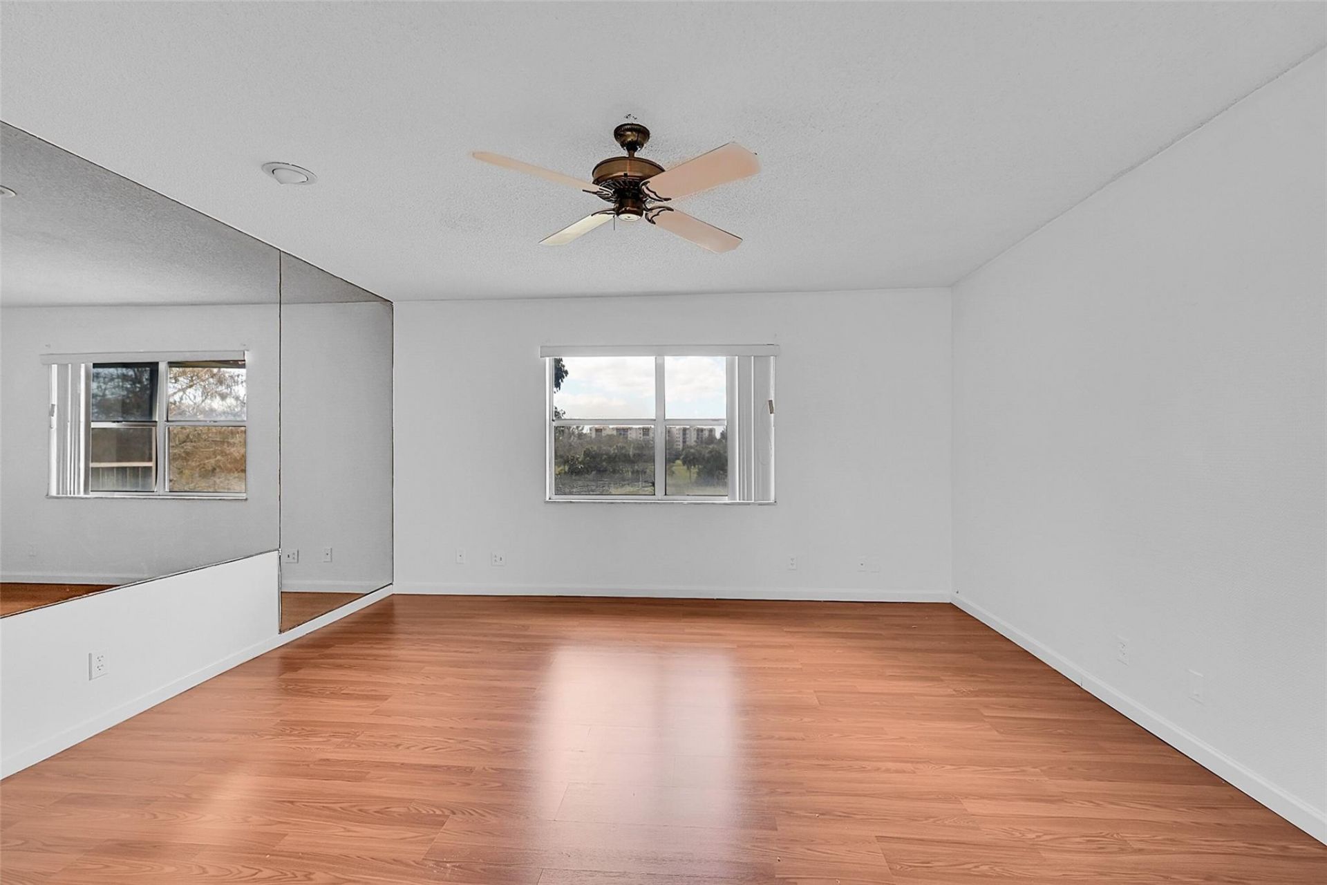 6301 N Falls Circle Drive, Unit 408, Lauderhill, FL 33319 Photo