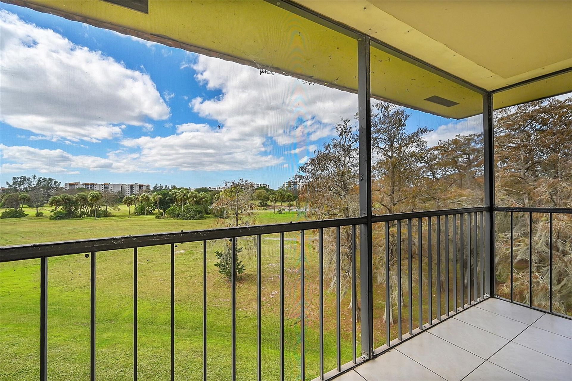 6301 N Falls Circle Drive, Unit 408, Lauderhill, FL 33319 Photo