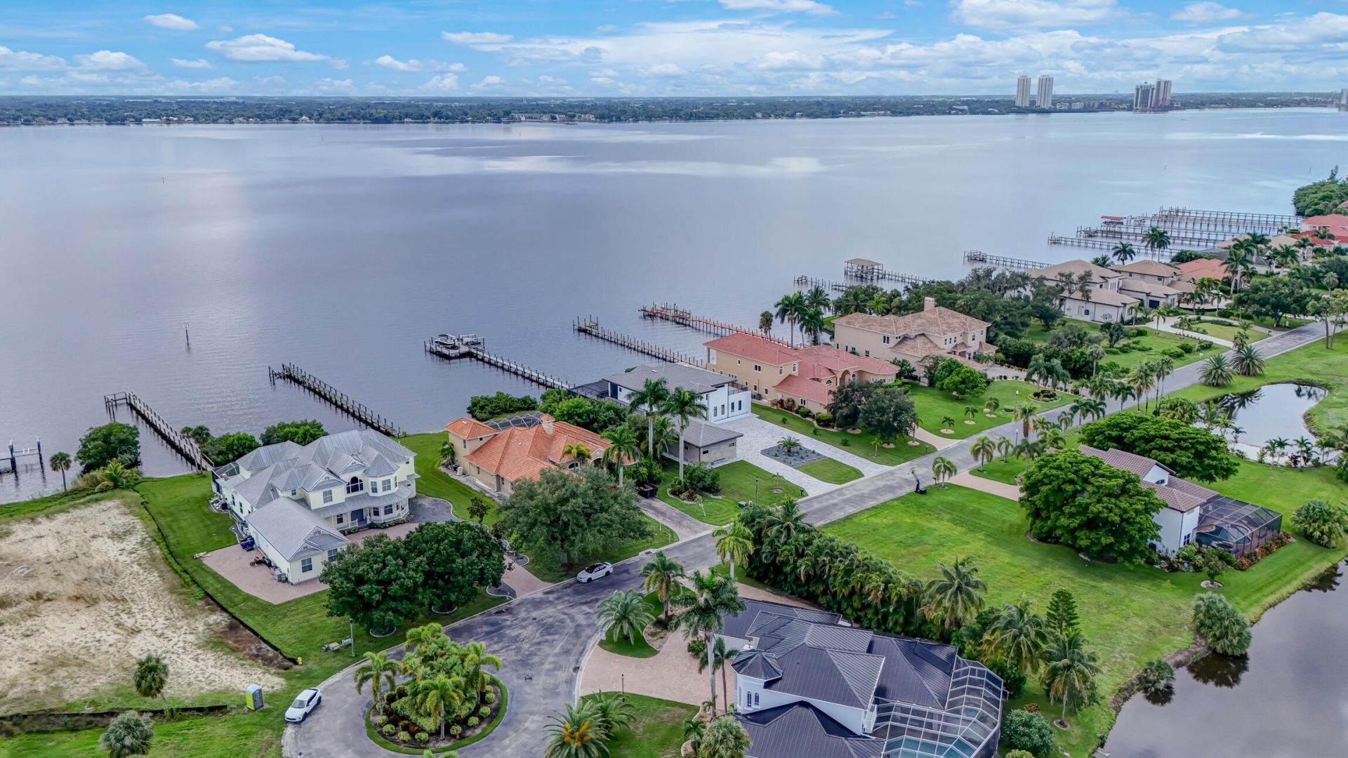 6390 River Club Court, North Fort Myers, FL 33917 Photo