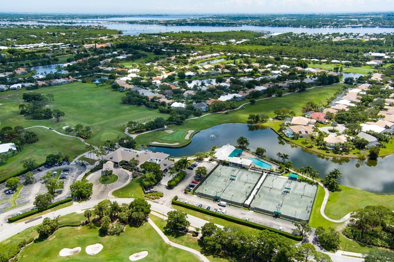 1790 SW Willowbend Lane, Palm City, FL 34990 Photo