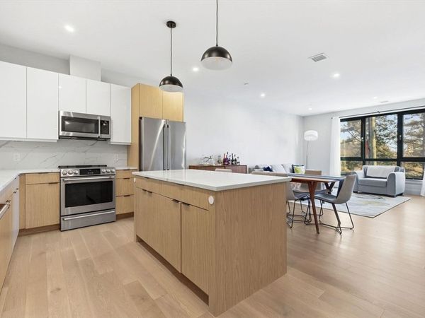 85 Myrtle St, Unit 106, Quincy, MA 02171