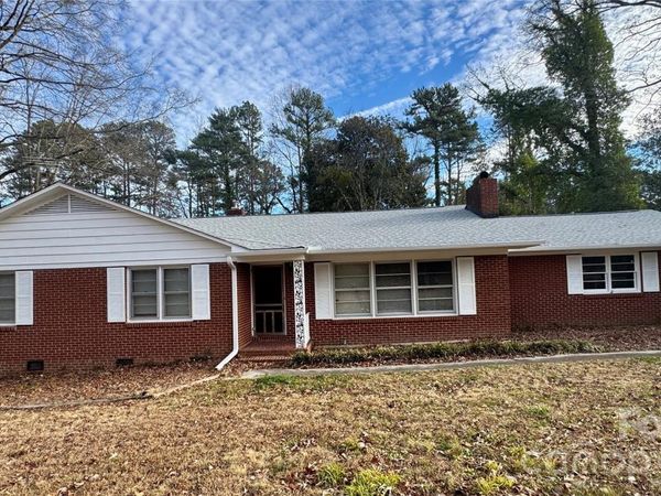 102 Ridge Drive , Stanley, NC 28164