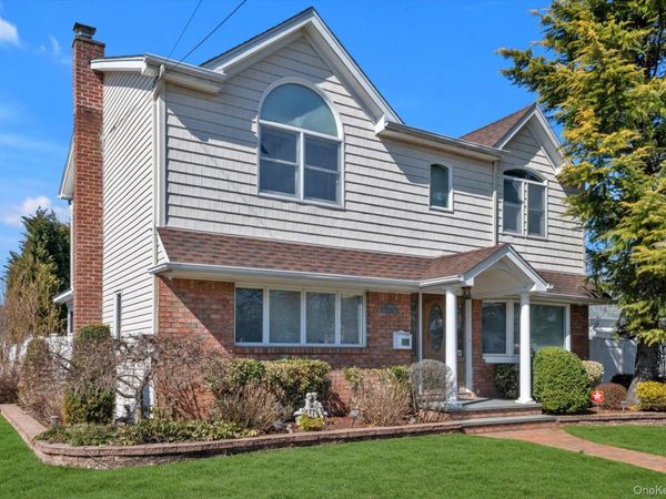 1160 Bellmore Road , Bellmore, NY 11710