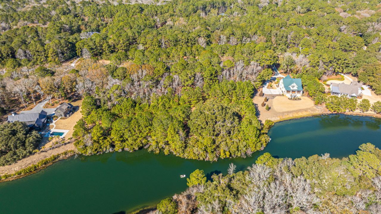 4129 Gnarled Oaks Lane Photo 22