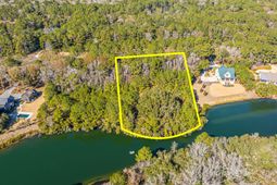 4129 Gnarled Oaks Lane photo 4