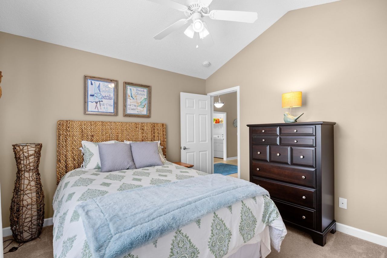 854 Riverward Dr.  Photo 28