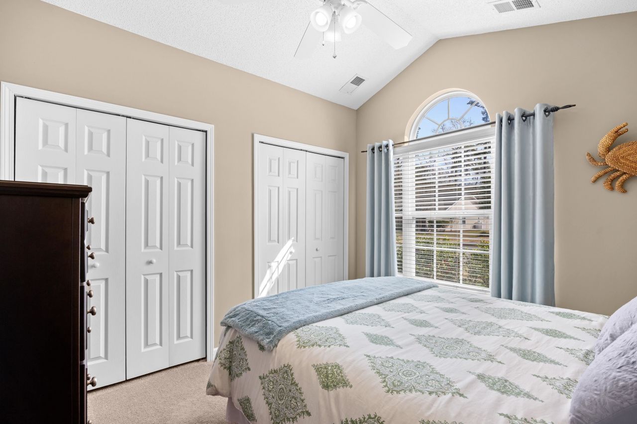 854 Riverward Dr.  Photo 30