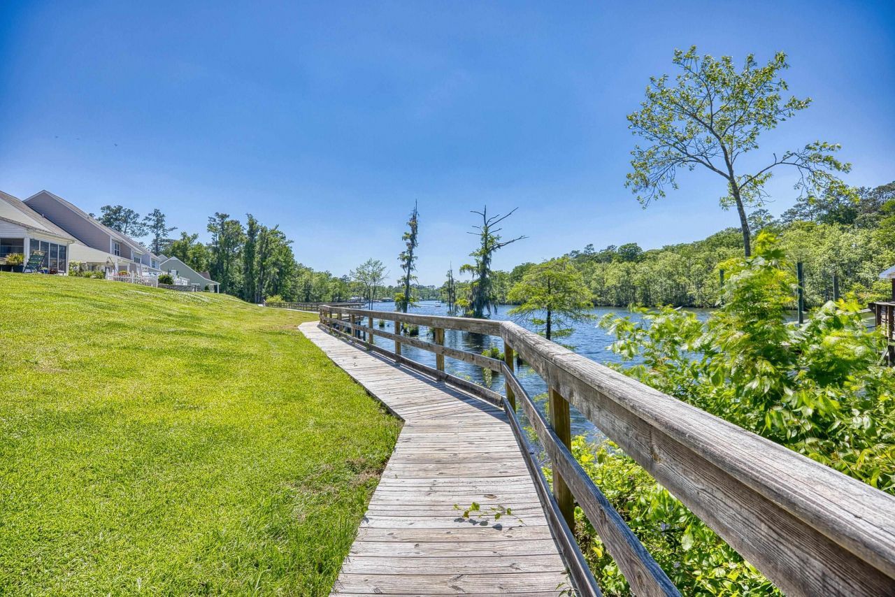 854 Riverward Dr.  Photo 49