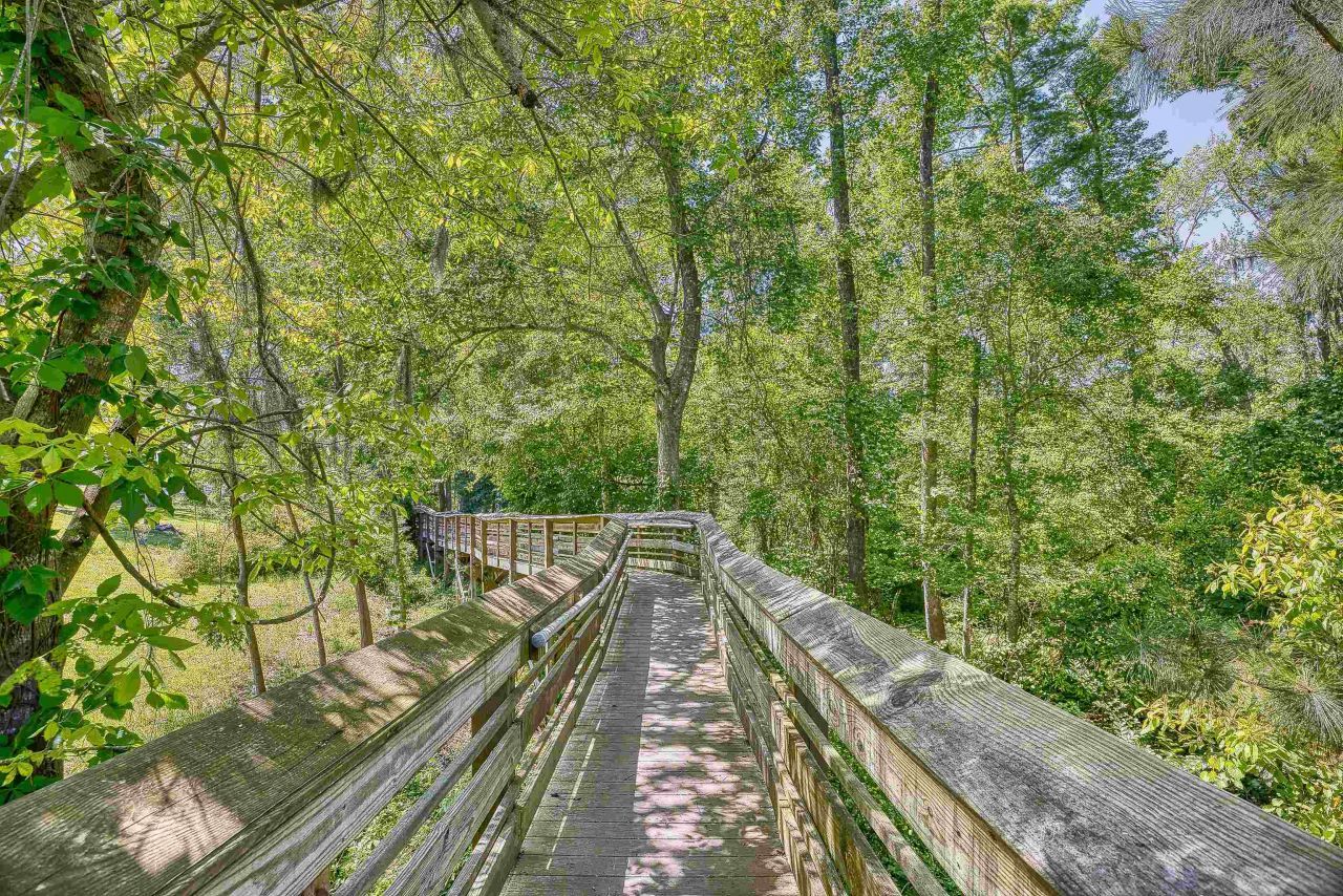 854 Riverward Dr.  Photo 52