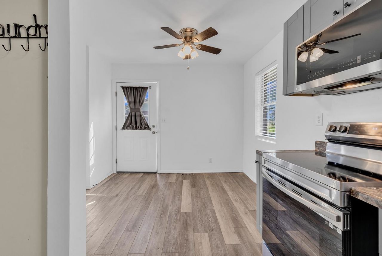 409 Reaves St. Photo 14