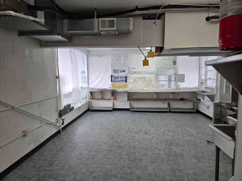 2860 Sullivant Avenue , Columbus, OH 43204 Photo 10