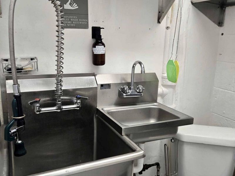 2860 Sullivant Avenue , Columbus, OH 43204 Photo 20