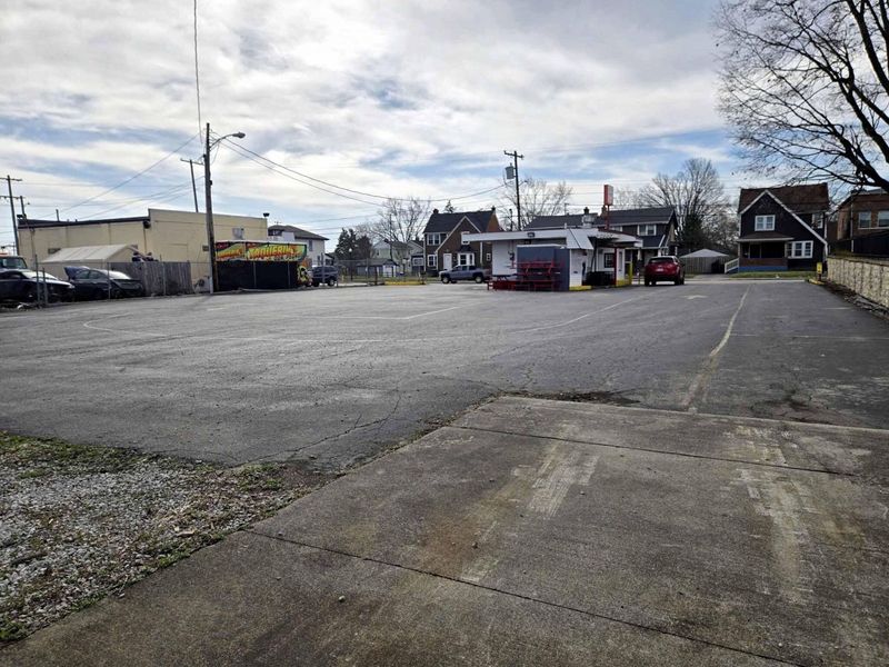 2860 Sullivant Avenue , Columbus, OH 43204 Photo 21