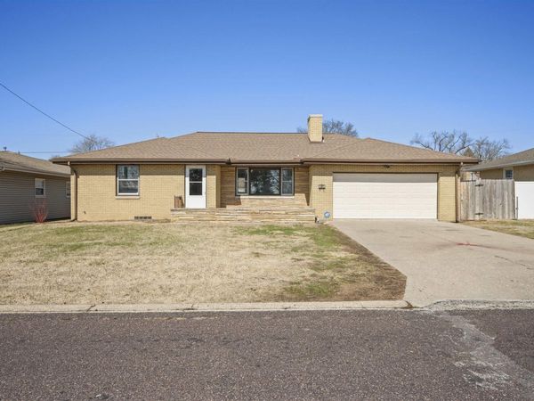 1021 W WESTWOOD Drive, Peoria, IL 61604