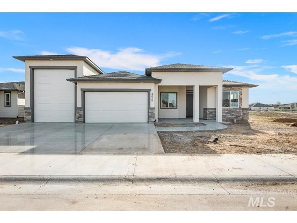1013 W Bird Wing, Meridian, ID 83646