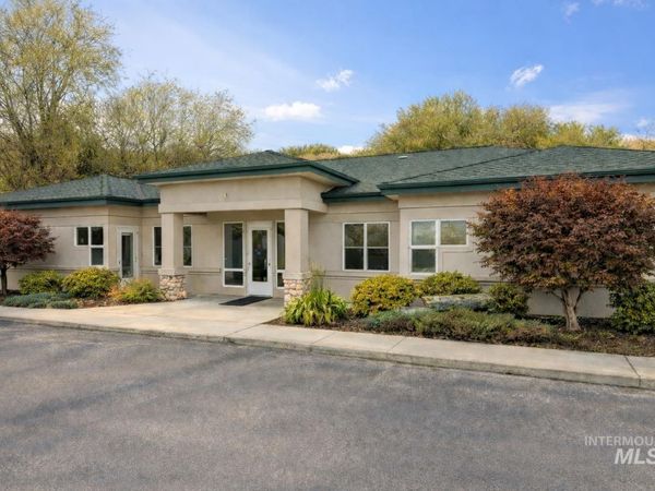 4481 N Dresden Pl., Garden City, ID 83714