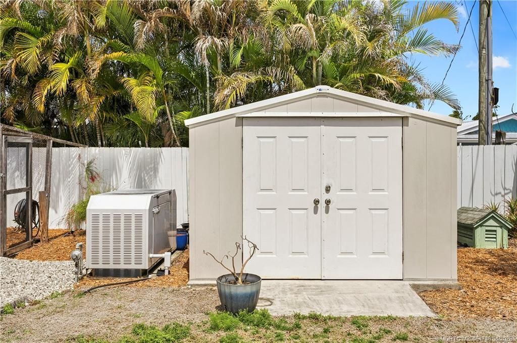 5605 SE Matousek Street, Stuart, FL 34997 Photo