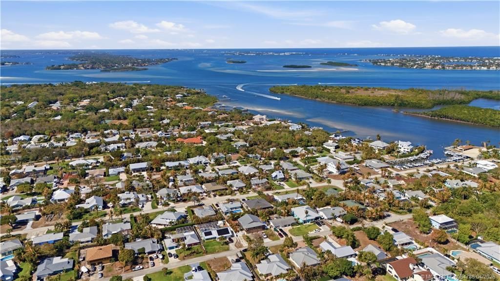 5605 SE Matousek Street, Stuart, FL 34997 Photo