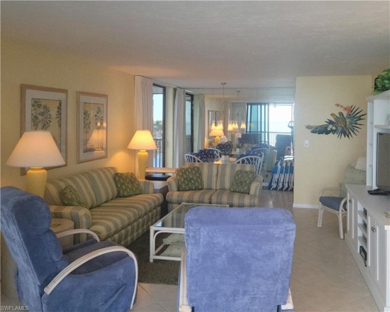 10475 Gulf Shore Dr, Unit 165, Naples, FL 34108 Photo