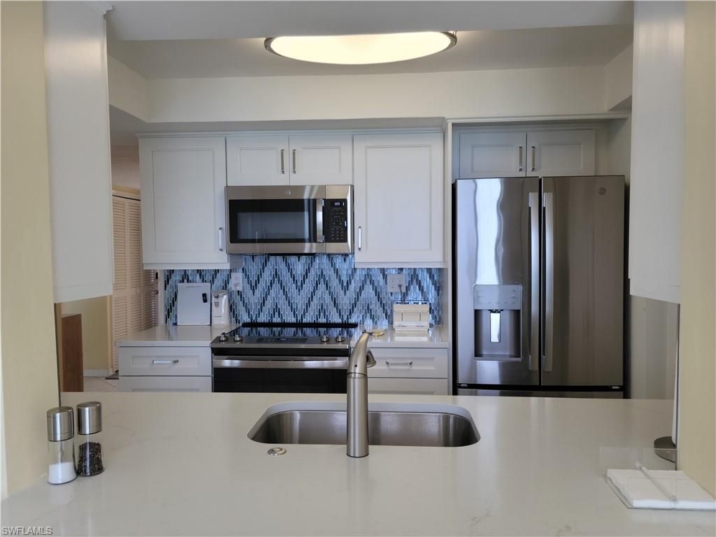 10475 Gulf Shore Dr, Unit 165, Naples, FL 34108 Photo