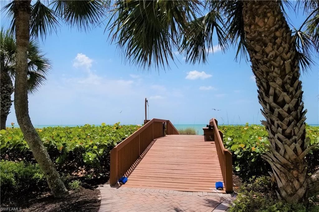 10475 Gulf Shore Dr, Unit 165, Naples, FL 34108 Photo