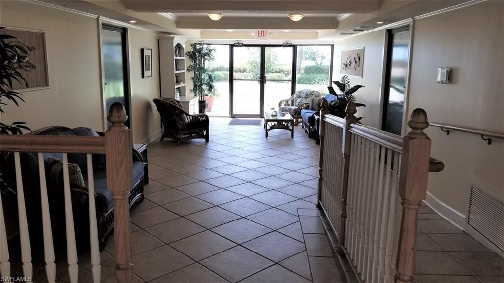 10475 Gulf Shore Dr, Unit 165, Naples, FL 34108 Photo