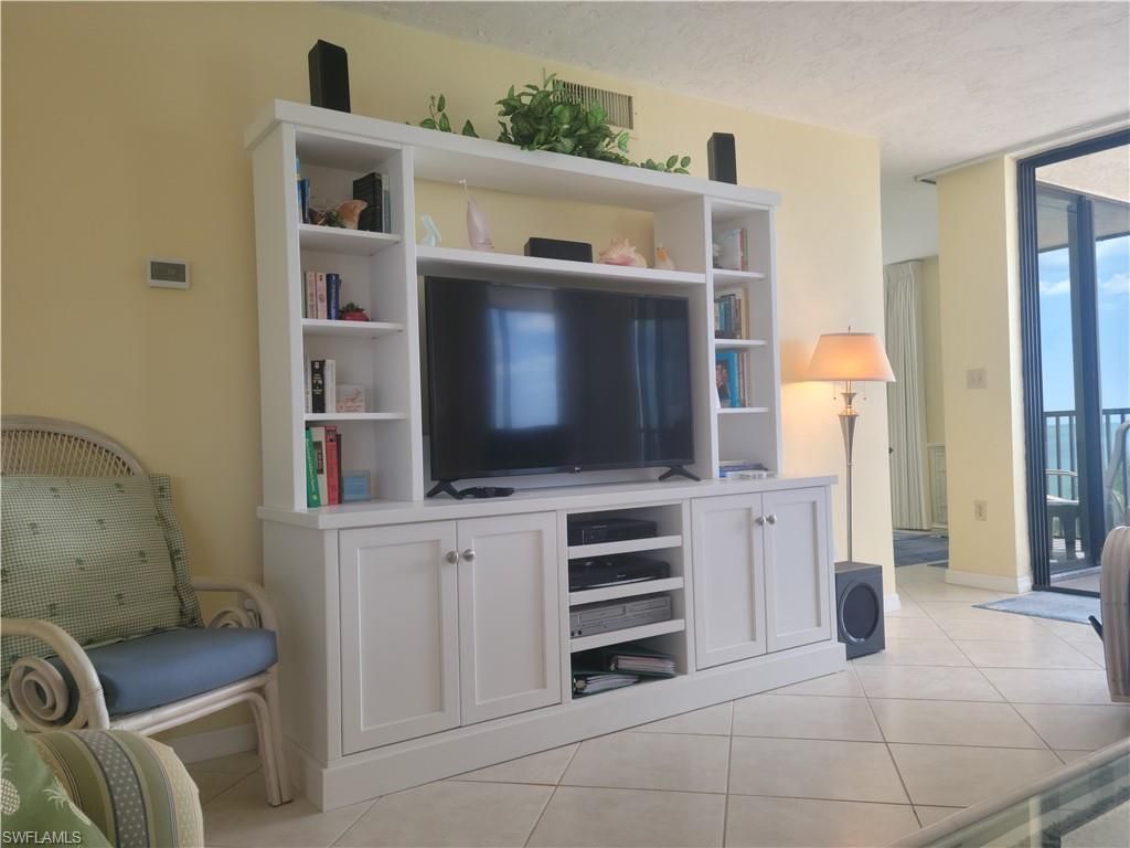 10475 Gulf Shore Dr, Unit 165, Naples, FL 34108 Photo