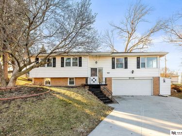 9116 S Circle , Omaha, NE 68127