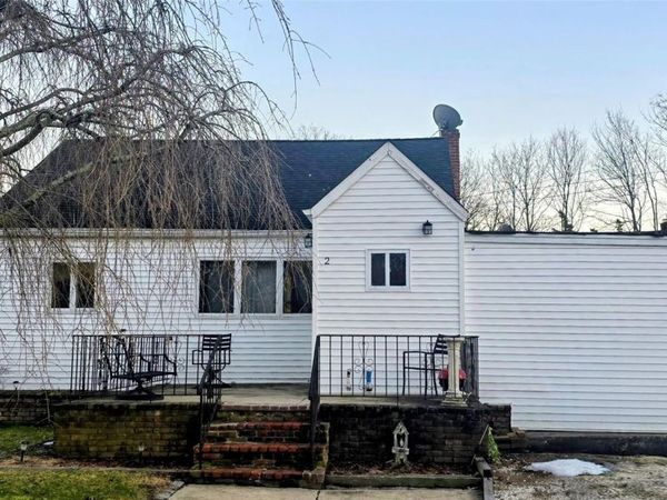 2 Ivy Road , Mastic Beach, NY 11951