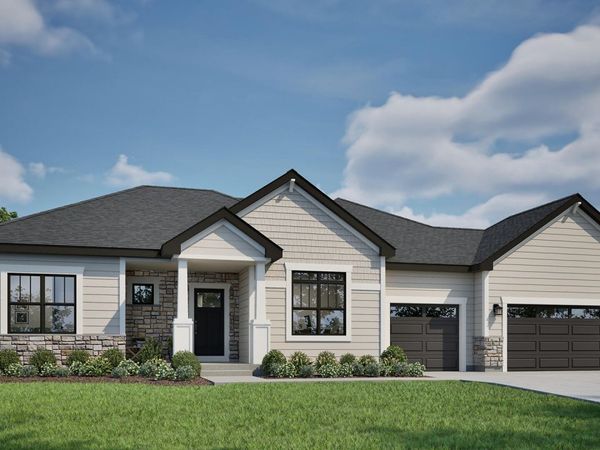 N67W25635 Copper Ct, Sussex, WI 53089