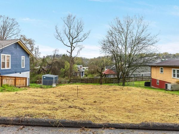 315 W Peak Street, Chattanooga, TN 37405