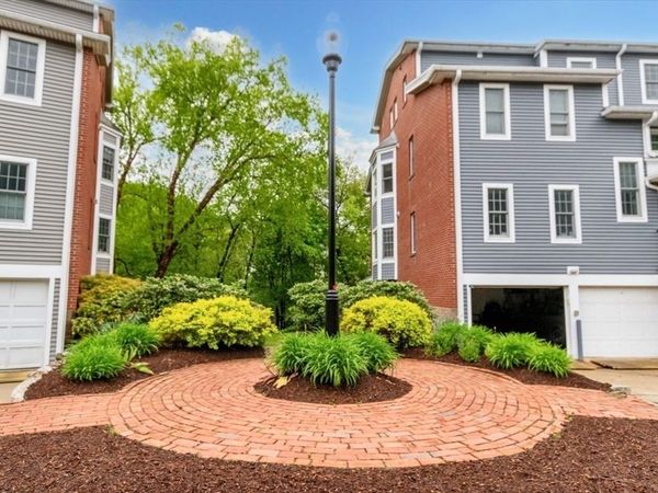 22 N Stone Mill Dr, Unit 1111, Dedham, MA 02026