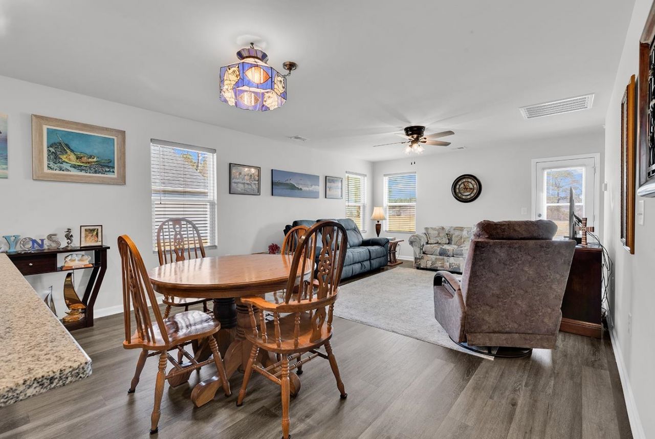 140 Cape Point Dr. Photo 12