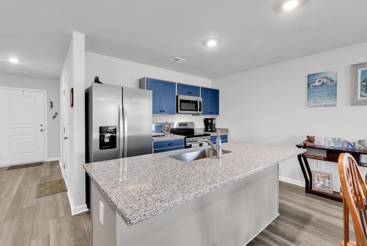 140 Cape Point Dr. Photo 7