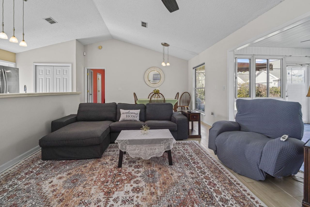 4351 Dew N. Ct. Photo 12