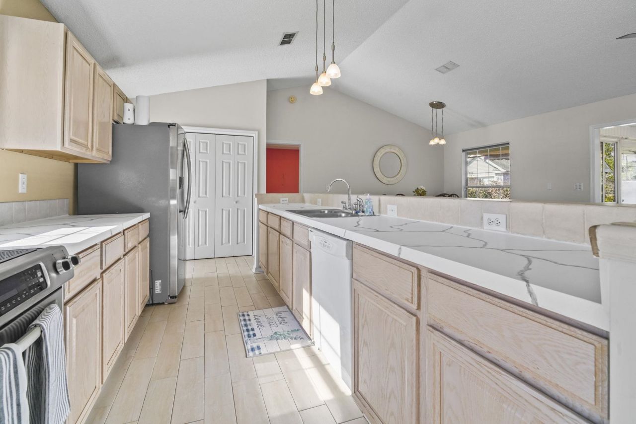 4351 Dew N. Ct. Photo 16