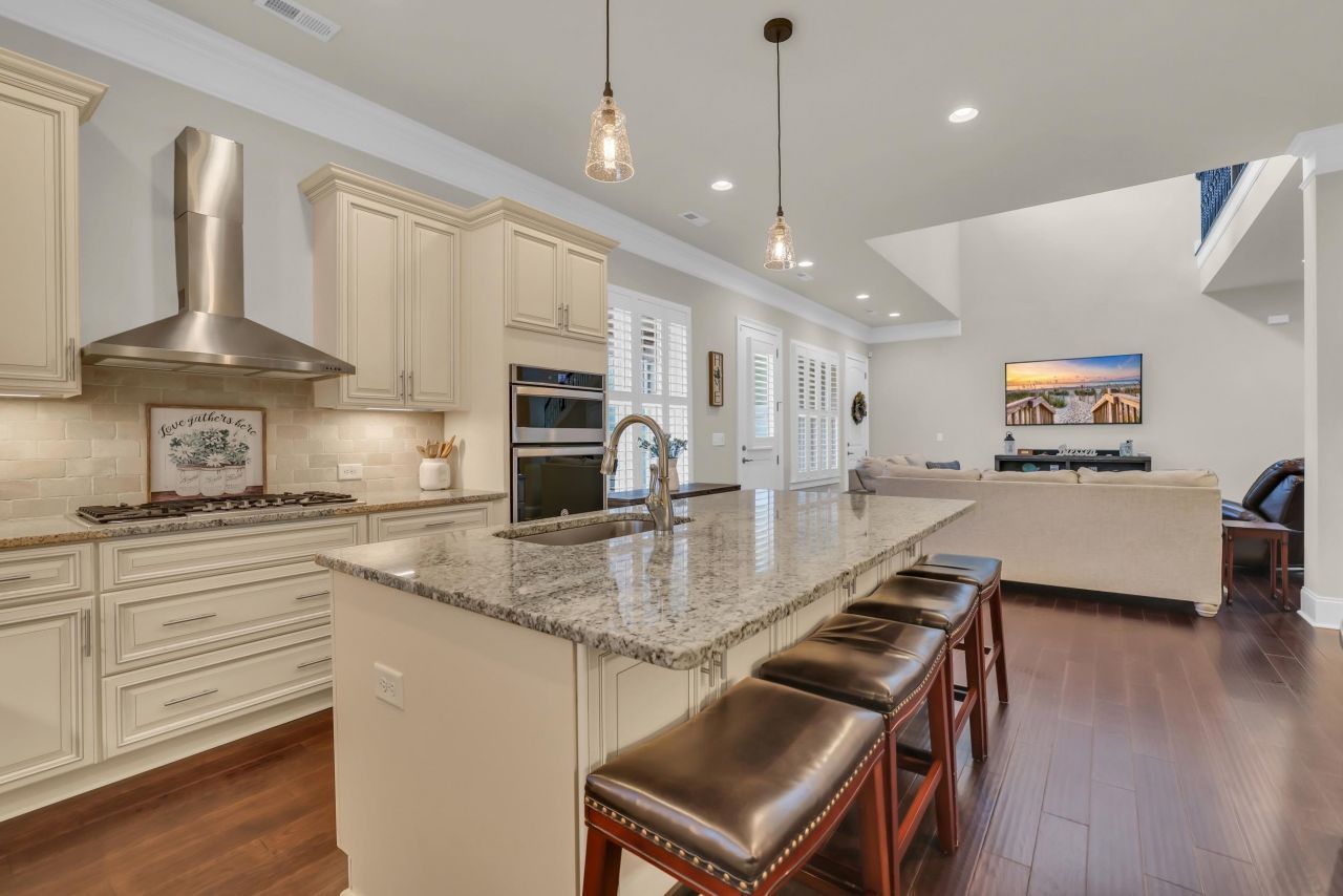 2004 Crow Field Ct. Photo 10