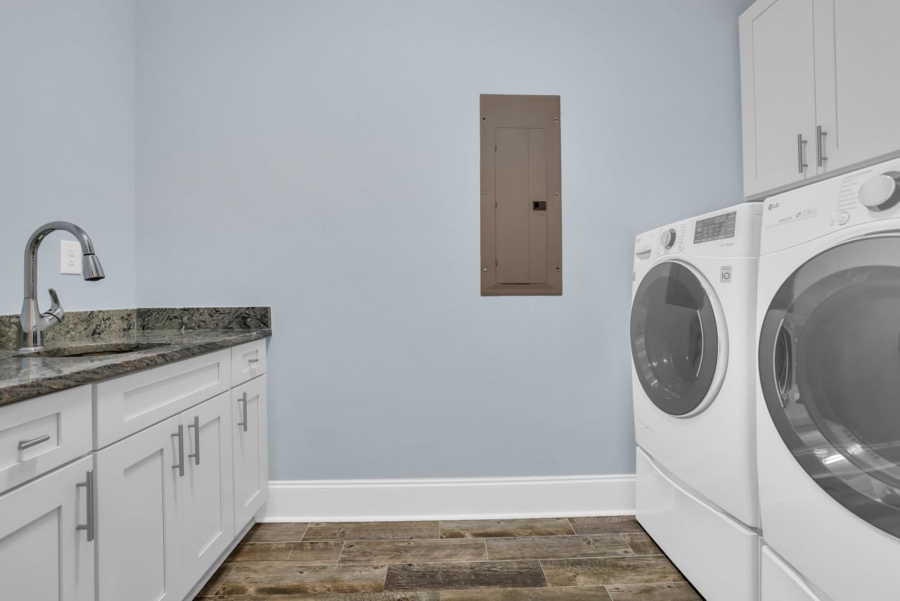 2004 Crow Field Ct. Photo 17