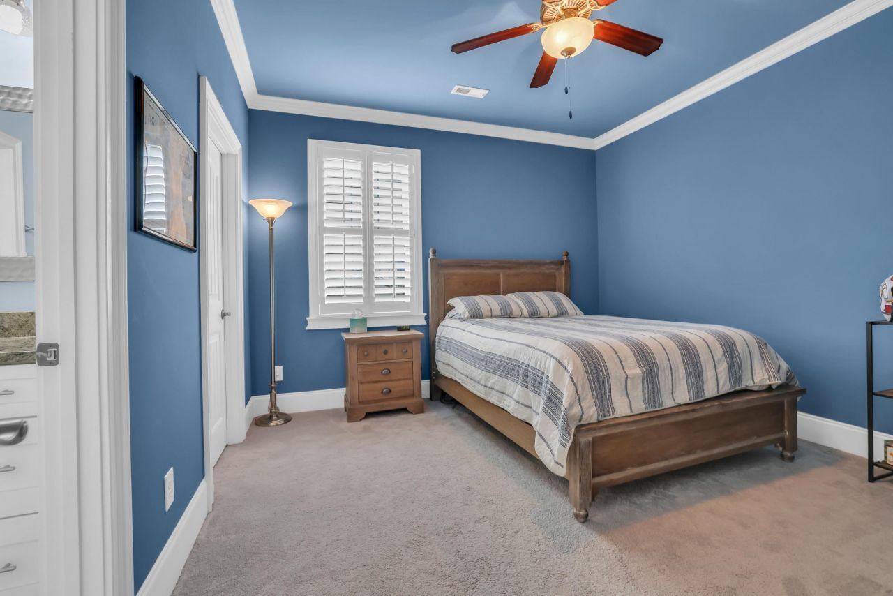 2004 Crow Field Ct. Photo 18