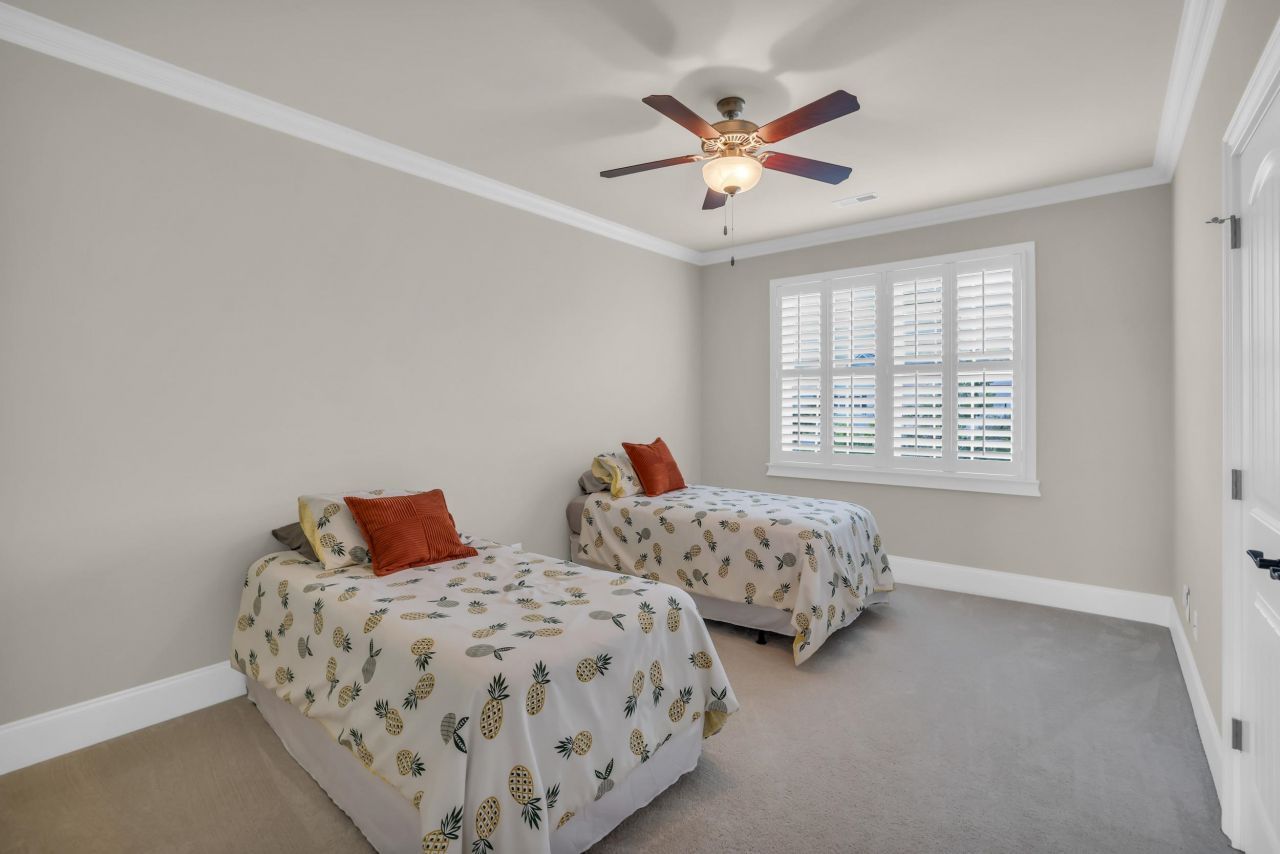 2004 Crow Field Ct. Photo 22