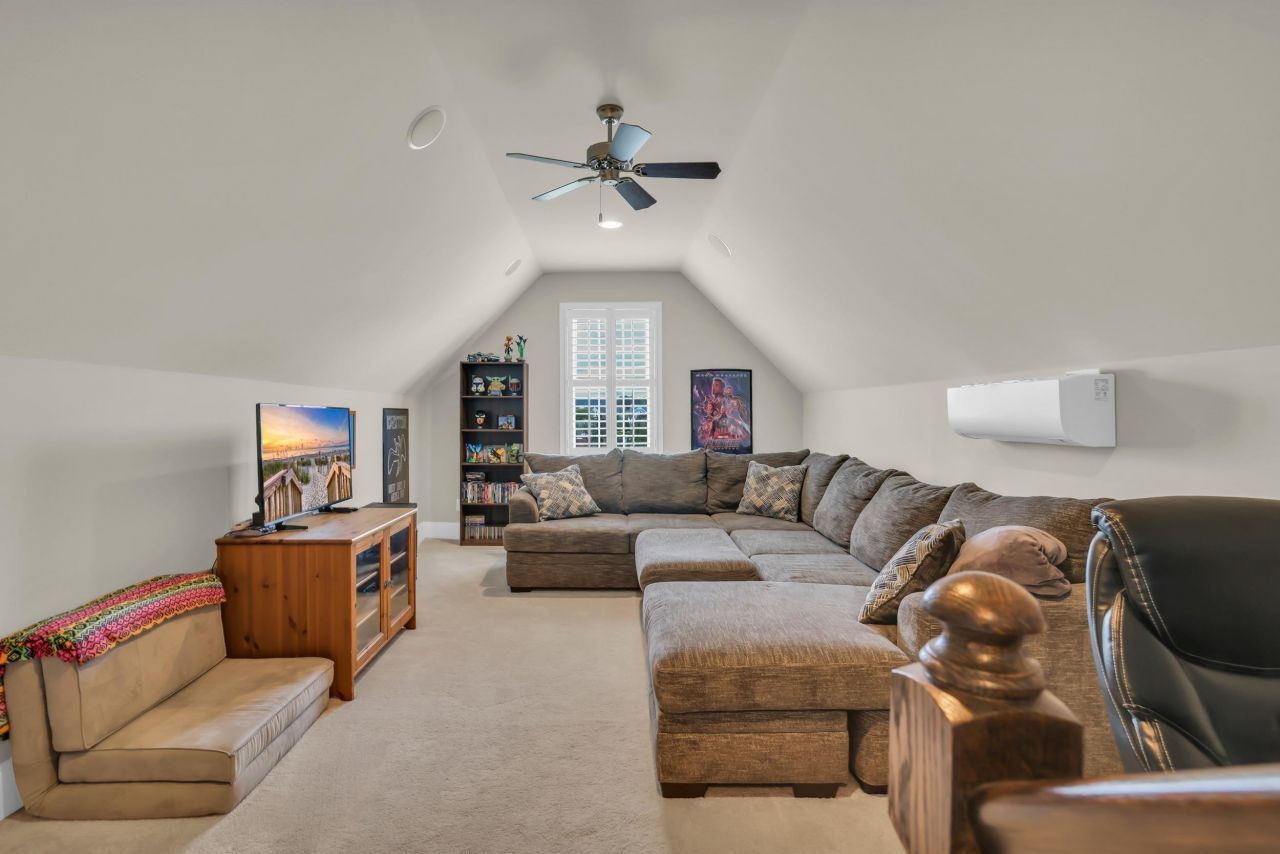 2004 Crow Field Ct. Photo 25